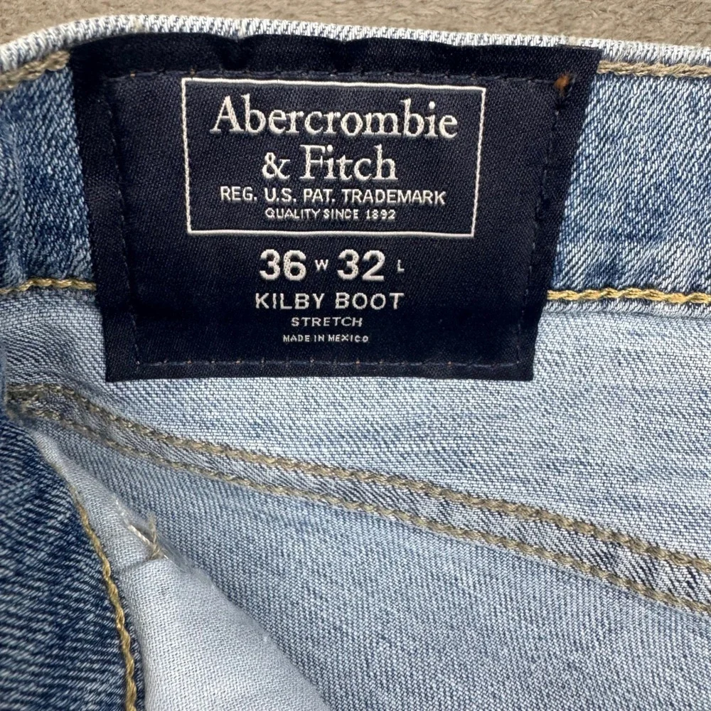 Abercrombie & Fitch Kilby Boot Jeans Mens 36x32 Light Blue Excellent Vintage Fit